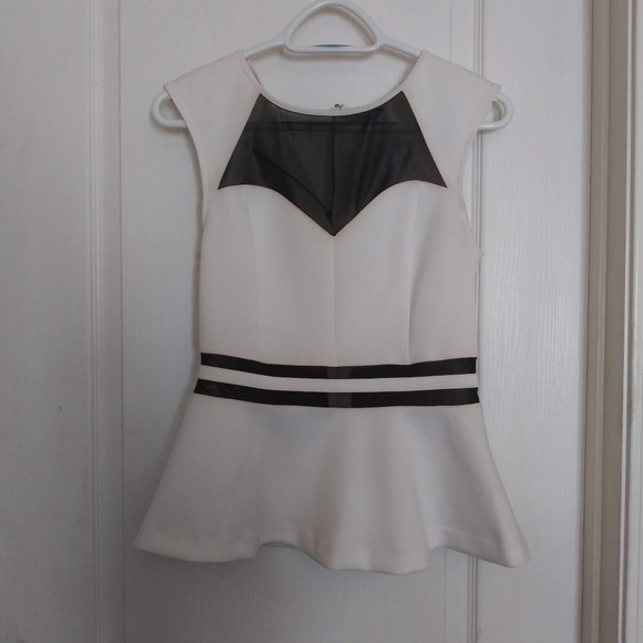 Guess Peplum Waist Top - Picture 1 of 2